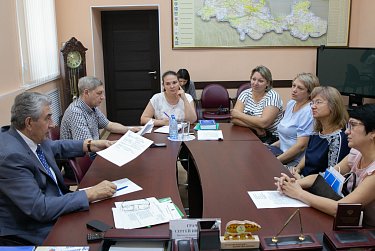 Сергей Грачев: «Депутаты регионального парламента, муниципалитетов не должны стоять в стороне от проблем благоустройства»